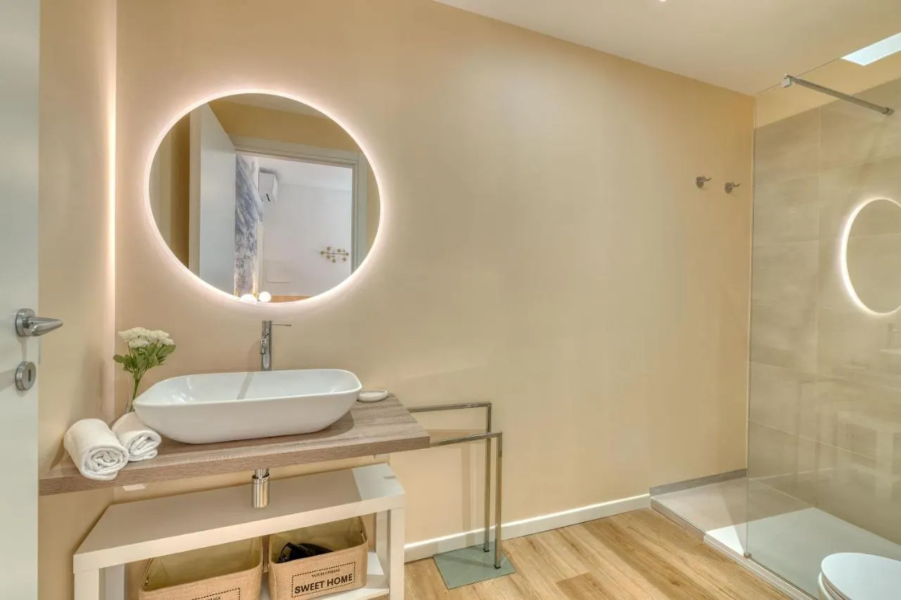 Izzhome Corso76 Cagliari Pensión