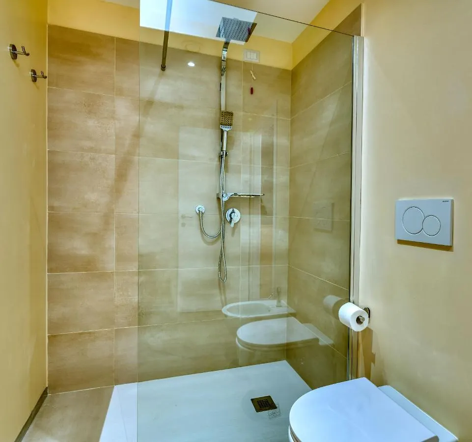 Pensión Izzhome Corso76 Cagliari Italia