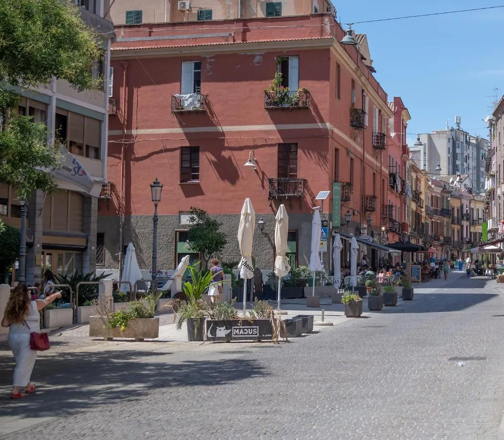 Pensión Izzhome Corso76 Cagliari